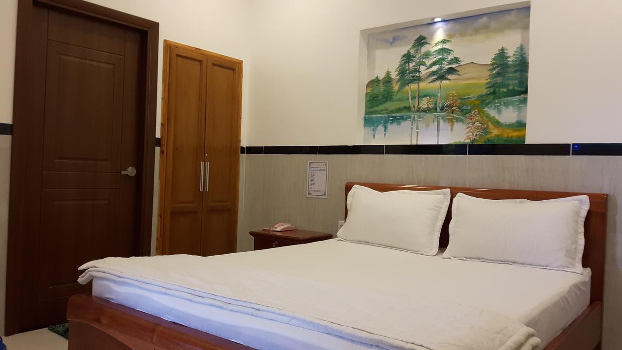 Motel Hoang Gia Long Khanh Extérieur photo