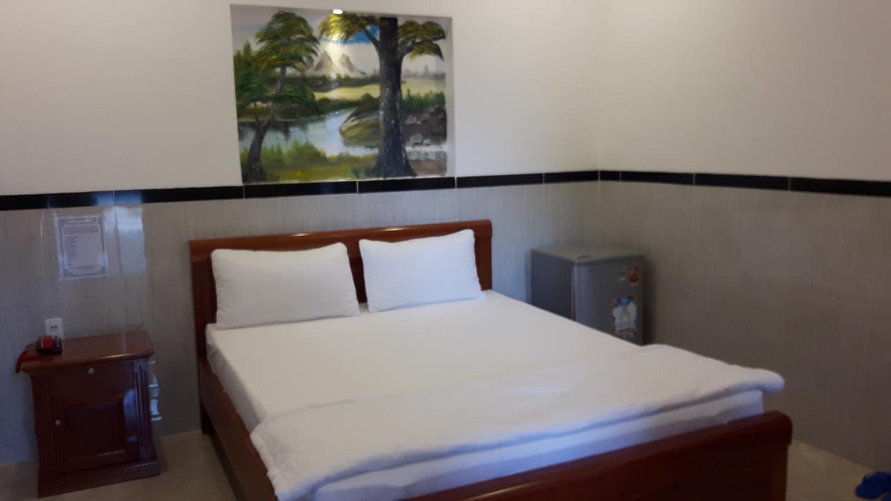 Motel Hoang Gia Long Khanh Extérieur photo