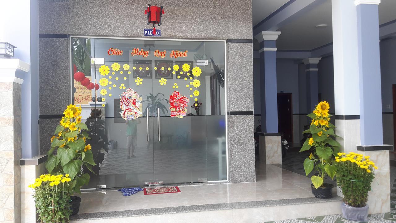 Motel Hoang Gia Long Khanh Extérieur photo