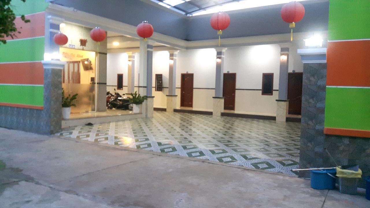 Motel Hoang Gia Long Khanh Extérieur photo