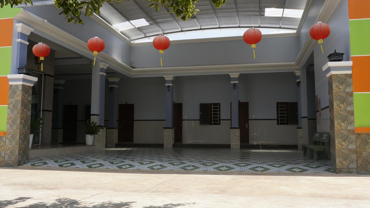 Motel Hoang Gia Long Khanh Extérieur photo