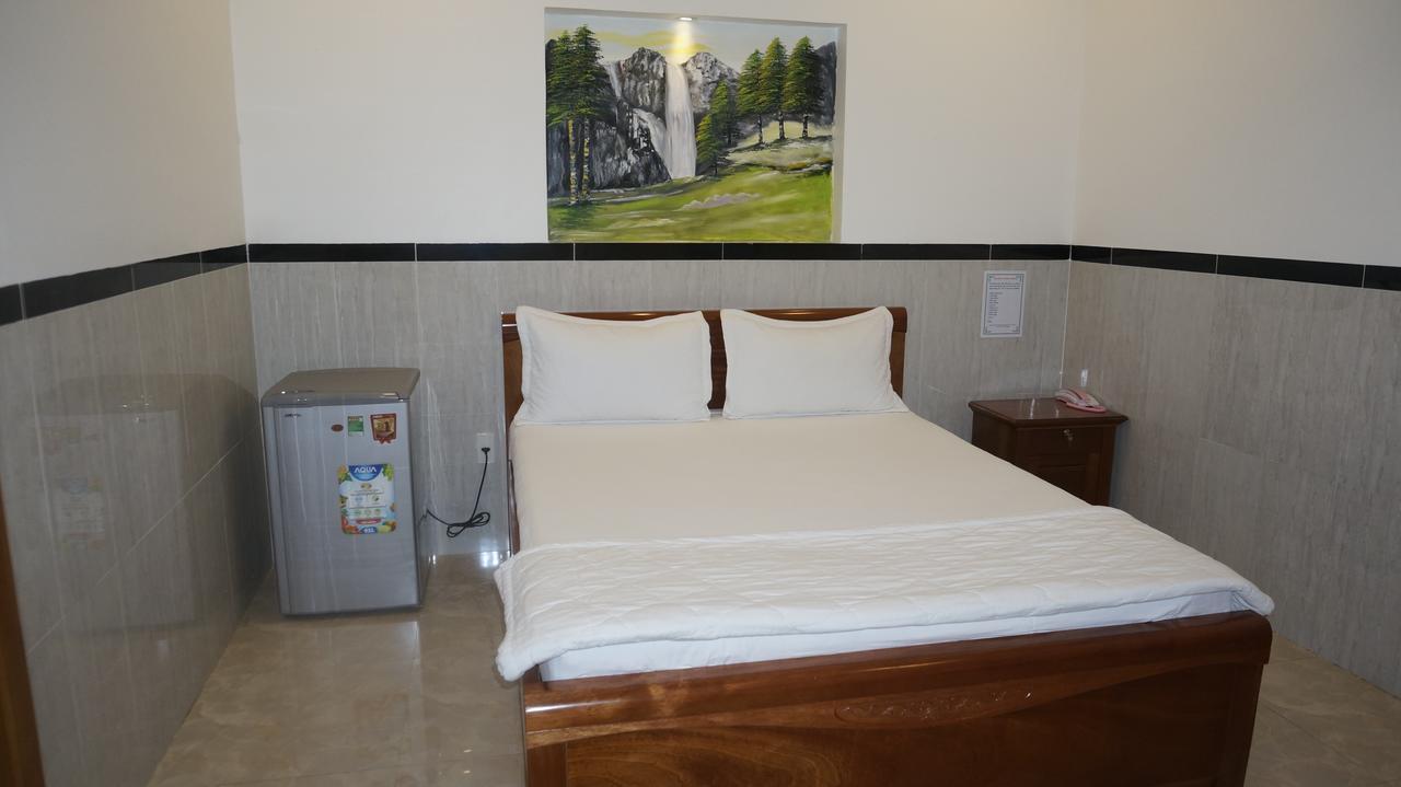 Motel Hoang Gia Long Khanh Extérieur photo